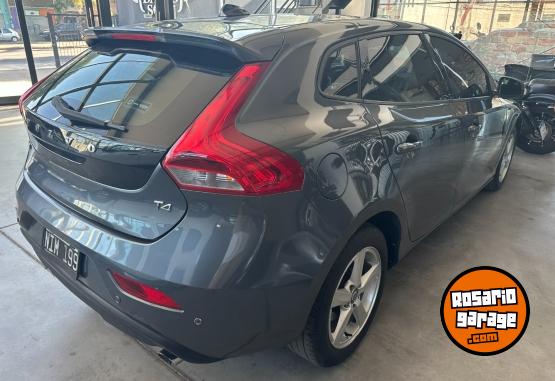 Autos - Volvo V40 T4 2013 Nafta 110452Km - En Venta