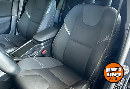 Autos - Volvo V40 T4 2013 Nafta 110452Km - En Venta