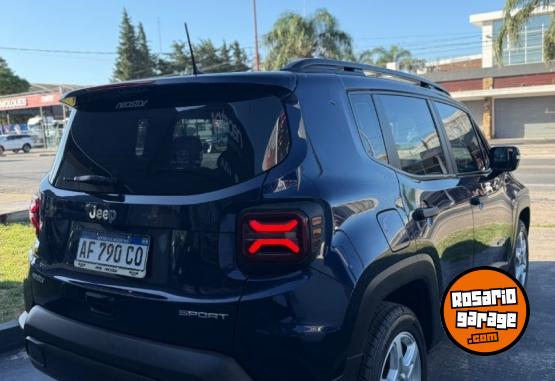 Camionetas - Jeep Renegade Sport 1.8 2023 Nafta 58000Km - En Venta
