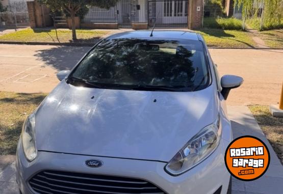 Autos - Ford Fiesta 2014 Nafta 128000Km - En Venta