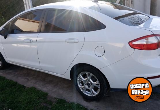 Autos - Ford Fiesta 2014 Nafta 133000Km - En Venta