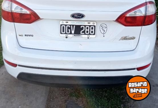 Autos - Ford Fiesta 2014 Nafta 133000Km - En Venta