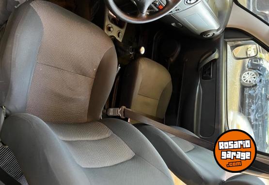 Utilitarios - Peugeot Partner patagónica 2012 Diesel 170000Km - En Venta