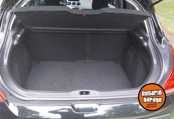 Autos - Peugeot 308 2017 Diesel 45000Km - En Venta