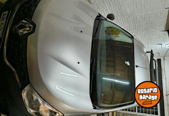 Utilitarios - Renault KANGOO 2025 Nafta 9000Km - En Venta