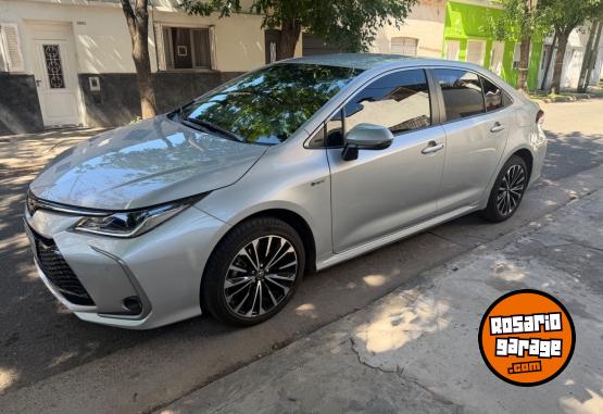 Autos - Toyota Corolla SEG H�brido 2025 Electrico / Hibrido 11300Km - En Venta