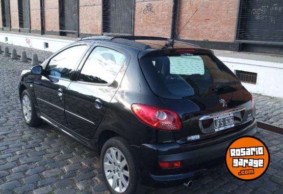 Autos - Peugeot 207 compact XT 2010 Nafta 112000Km - En Venta