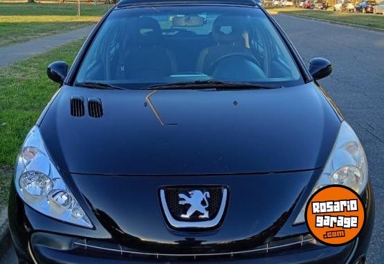 Autos - Peugeot 207 compact XT 2010 Nafta 117000Km - En Venta