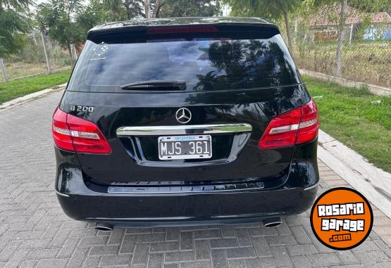 Autos - Mercedes Benz B200 blue efficiency 2013 Nafta 200000Km - En Venta