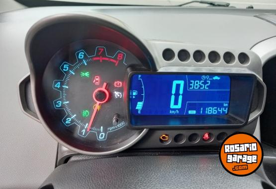 Autos - Chevrolet SONIC 2014 GNC 122990Km - En Venta