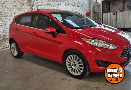 Autos - Fiat Fiesta kinetic titanium 2014 Nafta 139000Km - En Venta