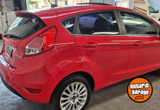 Autos - Fiat Fiesta kinetic titanium 2014 Nafta 139000Km - En Venta