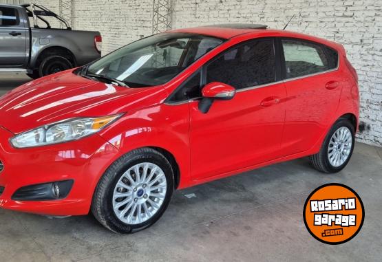 Autos - Fiat Fiesta kinetic titanium 2014 Nafta 139000Km - En Venta