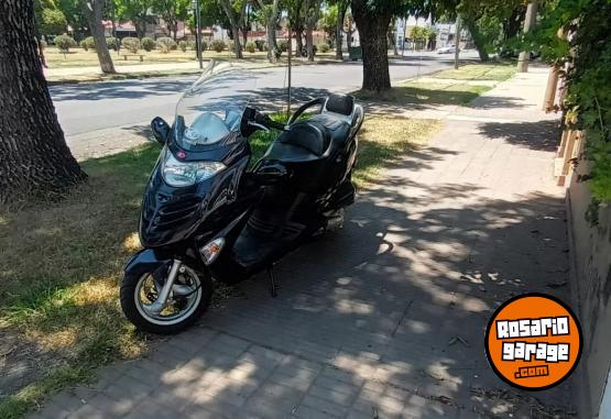 Motos - Kymco GRAND DINK 250 2014 Nafta 24000Km - En Venta