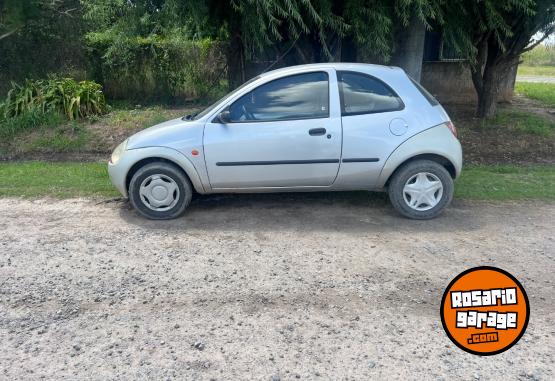 Autos - Ford Ka 1999 Nafta 200000Km - En Venta