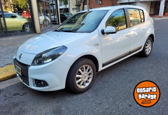 Autos - Renault Sandero Privilege 1.6 16v 2014 GNC 133000Km - En Venta