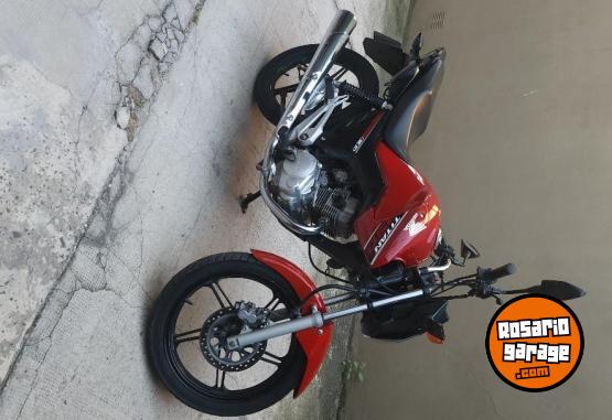 Motos - Honda New titan 150 2021 Nafta 51000Km - En Venta