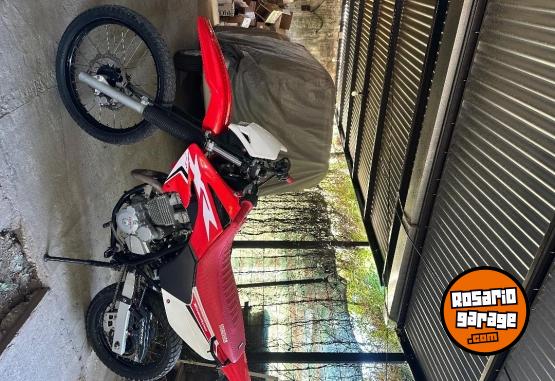 Motos - Honda Tornado 2014 Nafta 999999Km - En Venta