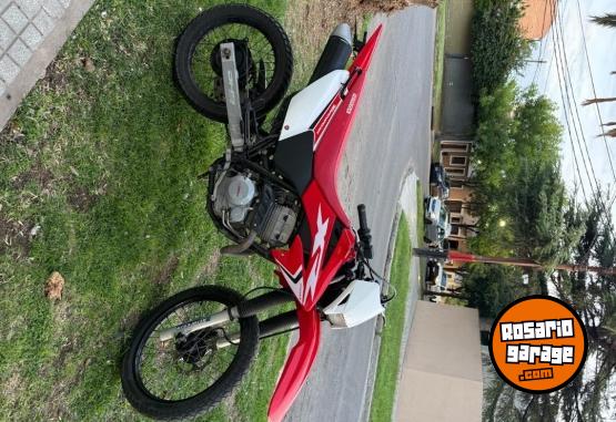 Motos - Honda Tornado 2014 Nafta 999999Km - En Venta