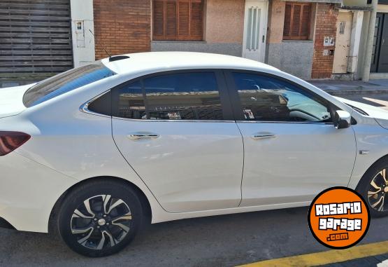 Autos - Chevrolet Onix PLUS PREMIER 2025 Nafta 18000Km - En Venta