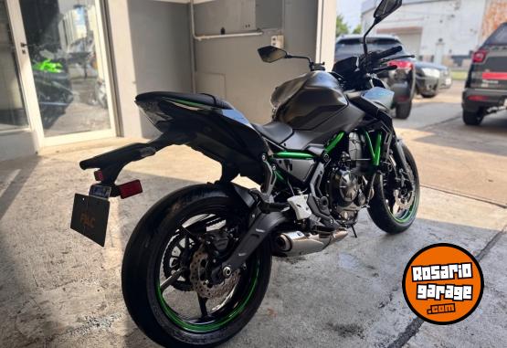 Motos - Kawasaki Z650 2025 Nafta 6000Km - En Venta