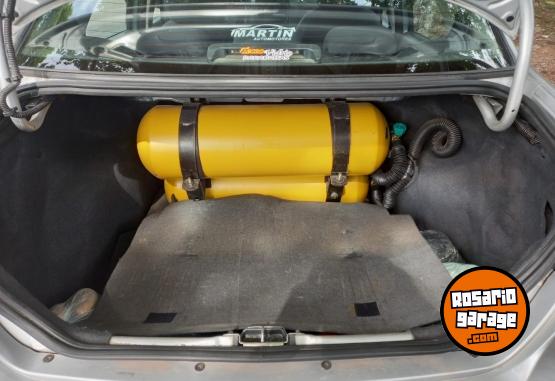 Autos - Fiat SIENA 2018 GNC 180000Km - En Venta