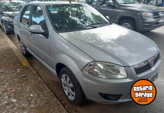 Autos - Fiat SIENA 2018 GNC 180000Km - En Venta