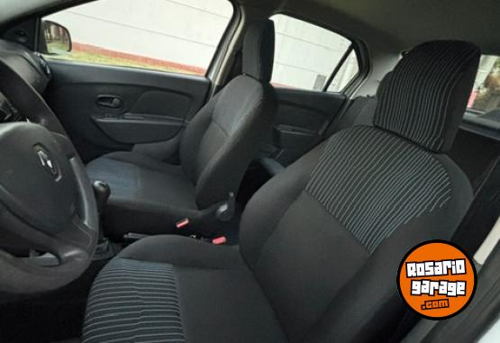 Autos - Renault Logan 2019 GNC 108000Km - En Venta