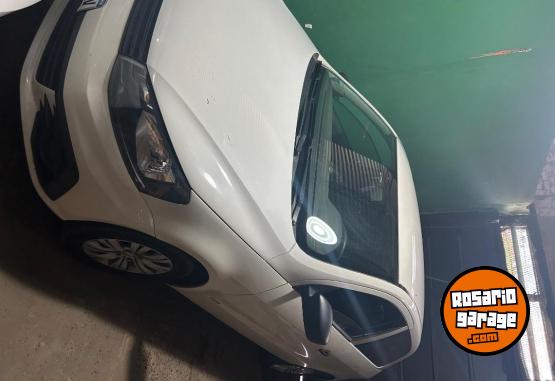 Autos - Volkswagen Gol Trend 2017 Nafta 95000Km - En Venta