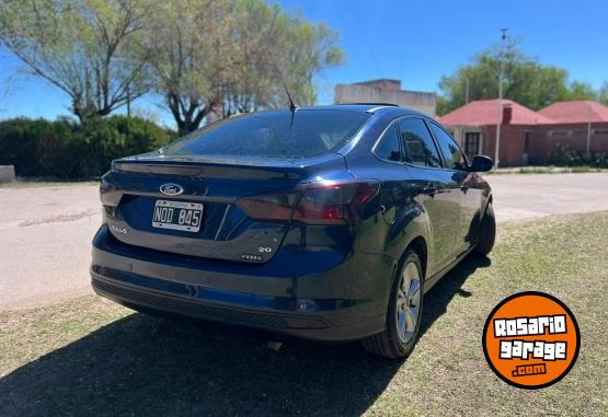 Autos - Ford FOCUS SE PLUS 2014 Nafta 145000Km - En Venta