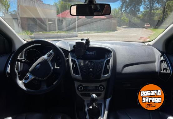 Autos - Ford FOCUS SE PLUS 2014 Nafta 145000Km - En Venta