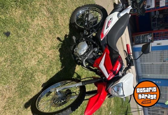 Motos - Motomel skua 2024 Nafta 15000Km - En Venta