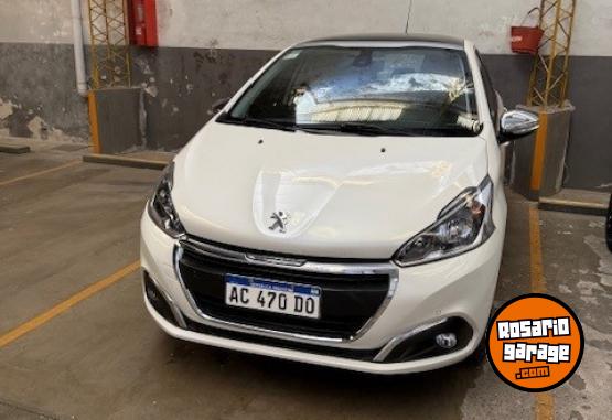 Autos - Peugeot 208 Feline 2018 Nafta 83000Km - En Venta
