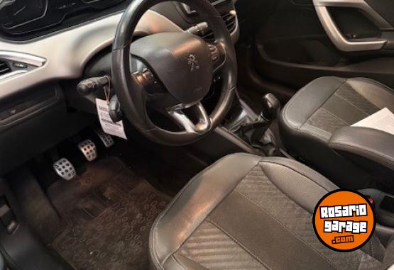 Autos - Peugeot 208 Feline 2018 Nafta 83000Km - En Venta