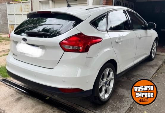 Autos - Ford Focus se plus 2019 Nafta 83000Km - En Venta