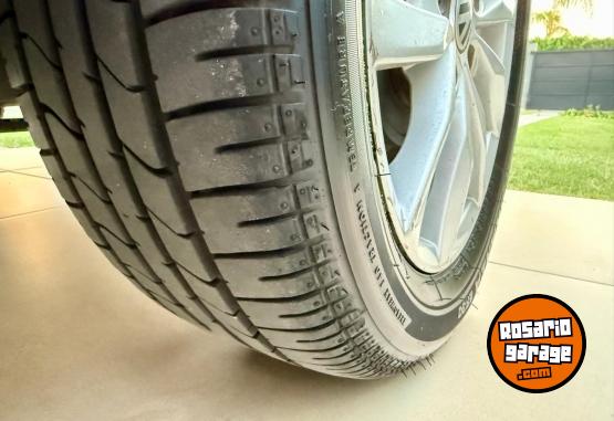 Autos - Volkswagen Suran 2012 Nafta  - En Venta