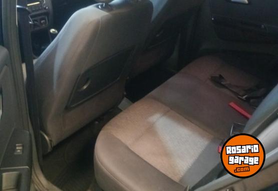 Autos - Volkswagen Suran 2014 Nafta 149000Km - En Venta