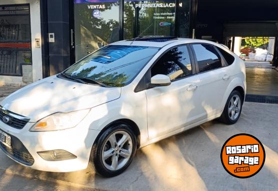 Autos - Fiat FOCUS SE PLUS 2010 GNC 242000Km - En Venta