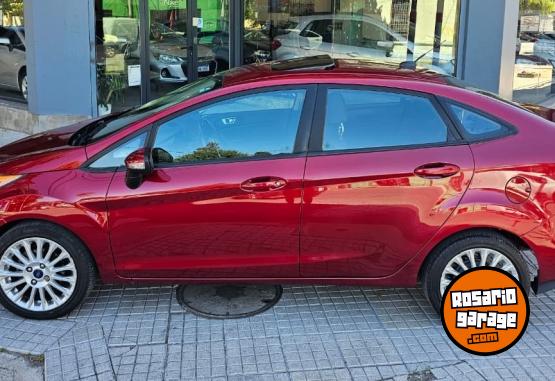 Autos - Ford FIESTA  KINETIC TITANIUM 2016 Nafta 110000Km - En Venta