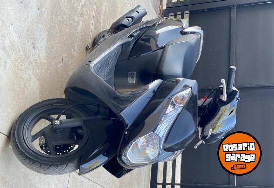 Motos - Honda ELITE 125 2017 Nafta 19000Km - En Venta