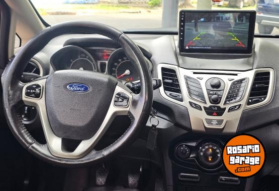 Autos - Ford FIESTA  KINETIC TITANIUM 2012 Nafta 125000Km - En Venta