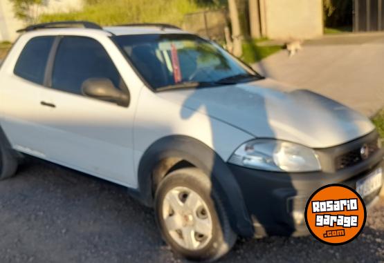 Utilitarios - Fiat Strada 2017 Nafta 130000Km - En Venta