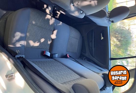 Autos - Volkswagen Suran trendline 2014 Nafta 116000Km - En Venta