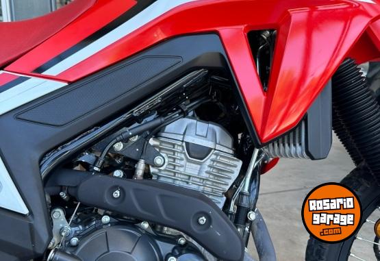 Motos - Honda TORNADO XR300L 2025 Nafta 2155Km - En Venta