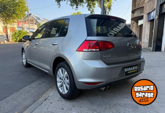 Autos - Volkswagen Golf Comfortline DSG 2017 Nafta 68000Km - En Venta