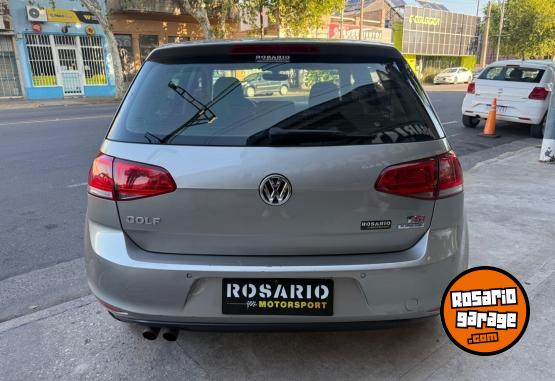 Autos - Volkswagen Golf Comfortline DSG 2017 Nafta 68000Km - En Venta