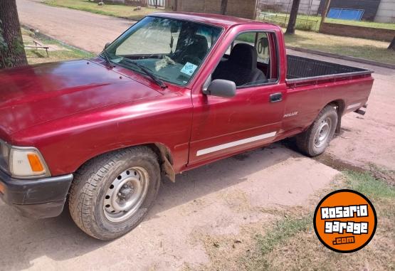 Camionetas - Toyota 01-HILUX 4X2 CAB.SIM.STD 1998 Diesel 398000Km - En Venta