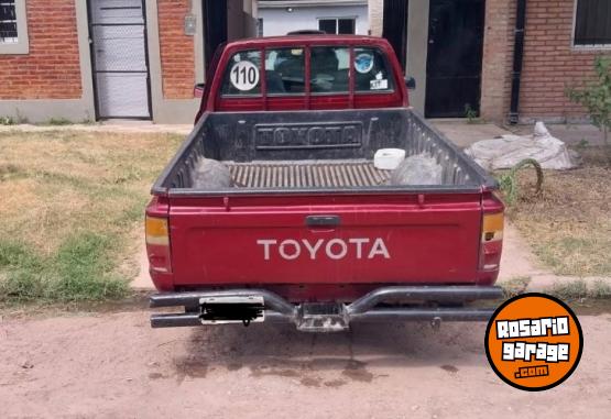 Camionetas - Toyota 01-HILUX 4X2 CAB.SIM.STD 1998 Diesel 398000Km - En Venta