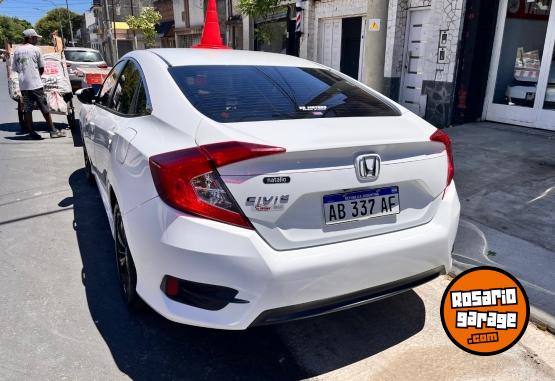 Autos - Honda Civic 2017 Nafta 158000Km - En Venta