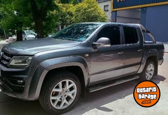 Camionetas - Volkswagen Amarok V6 2017 Diesel 90000Km - En Venta